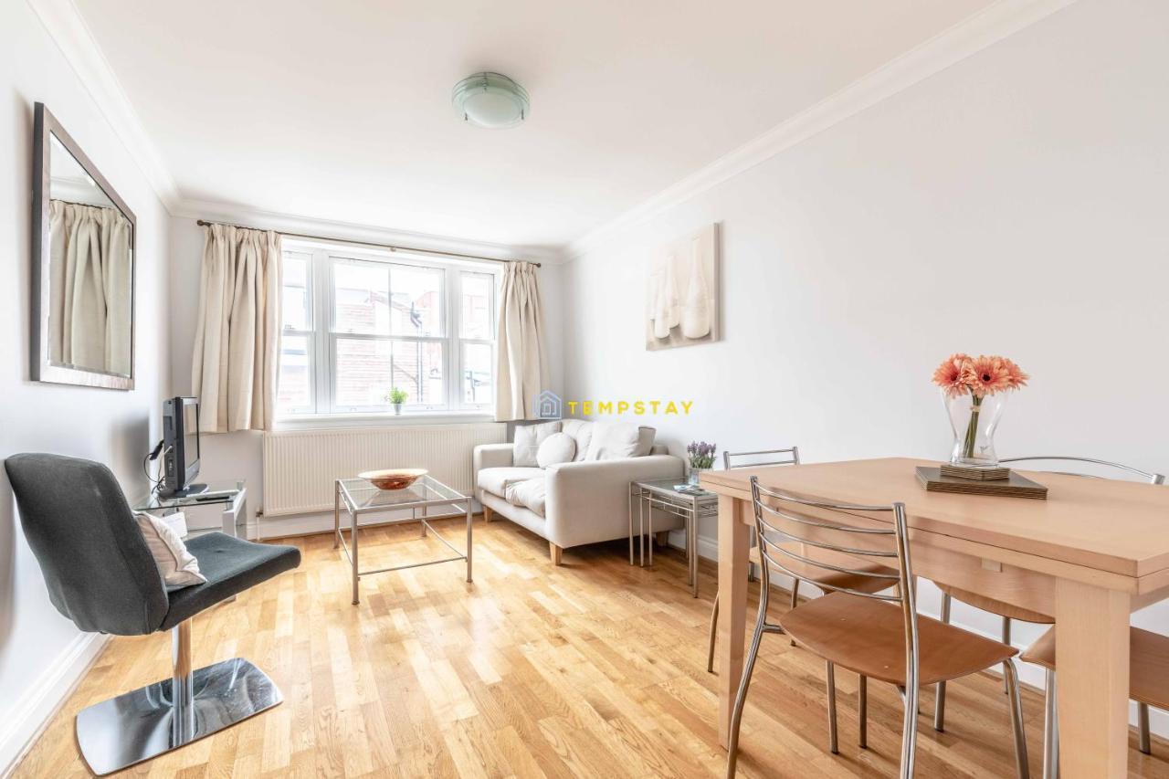 Perfect Spot In Central Windsor & Free Parking! Luaran gambar